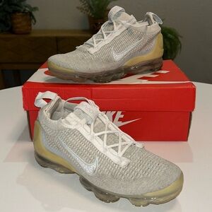 Nike Air VaporMax 2021 FK “White Pure Platinum” Women’s Size 7